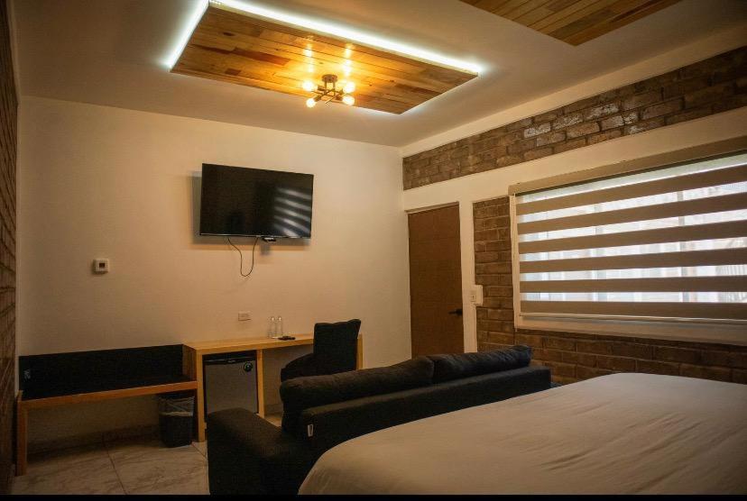 Taramuri Hotel & Tours Creel Exterior photo